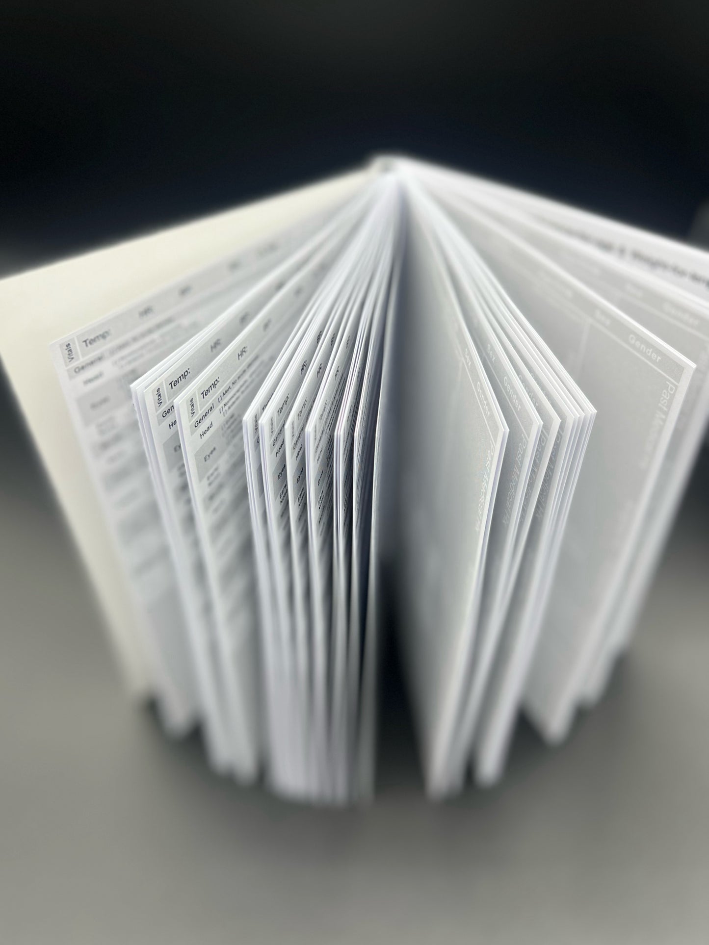 Clinical Pediatrics History & Physical Notebook - H&P for a Perfect Presentation